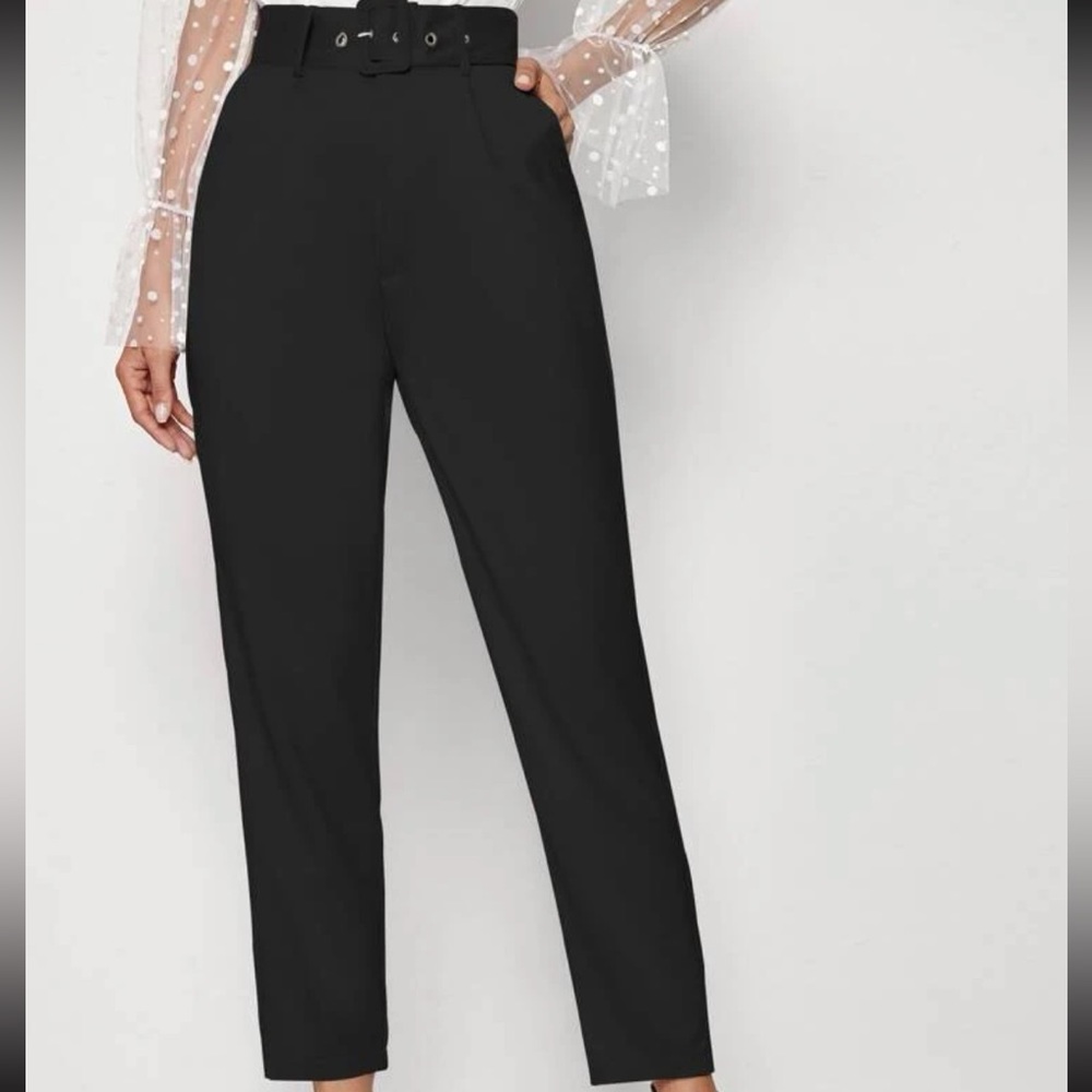 🐠2 for $16 Black Belted Tailored Pants